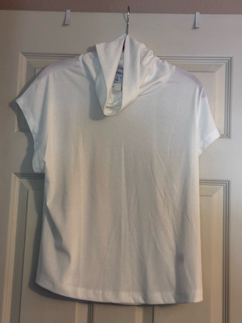 Evereve White Short-Sleeve Cowl Neck Tee